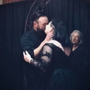 Meet your Posher, Dustin